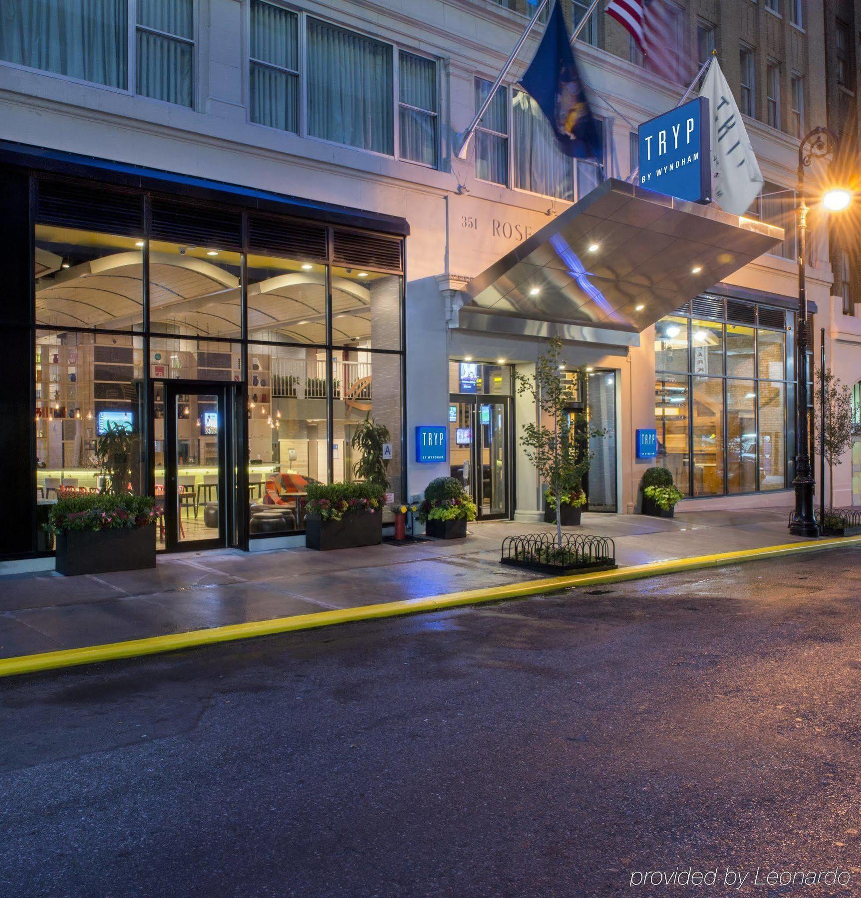 Tryp By Wyndham New York City Times Square - Midtown Hotel Exterior photo